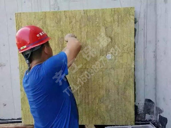 巖棉保溫板與聚苯板的區(qū)別有哪些？